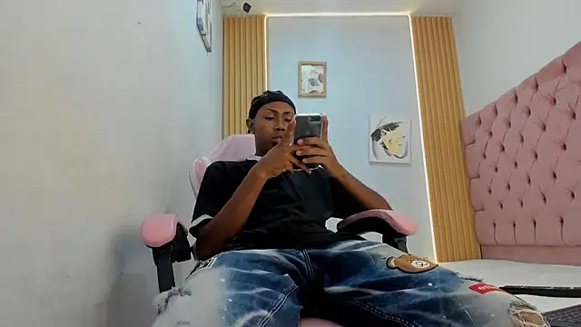 Jax Maliq online show from October 11, 2025, 2:34 am