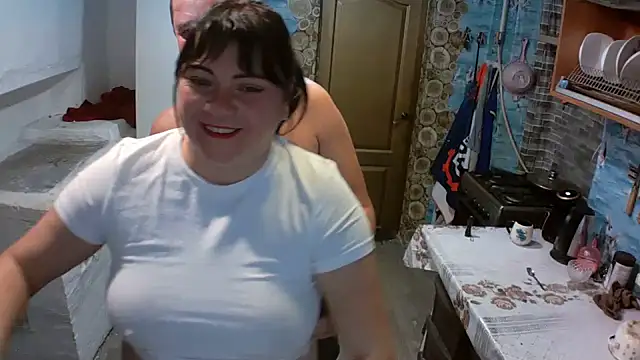 Snapshot of Natalia2504 chatting on October 9, 2025, 4:35 am Natalia2504 online show from October 9, 2025, 4:35 am