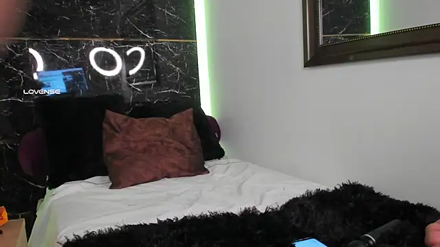 charlotte line online show from October 27, 2025, 6:31 pm