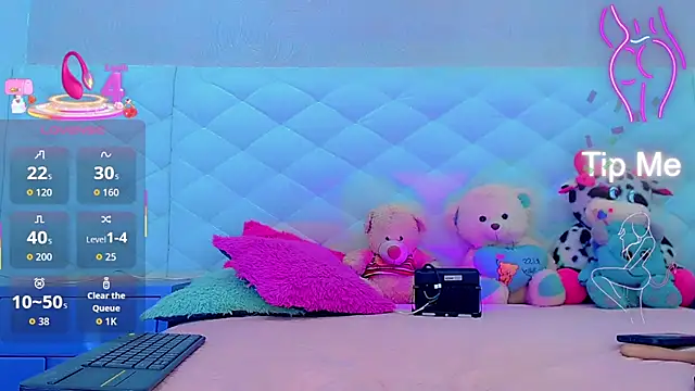 Snapshot of hanna_sweett34 chatting on October 31, 2025, 4:03 pm hanna sweett34 online show from October 31, 2025, 4:03 pm