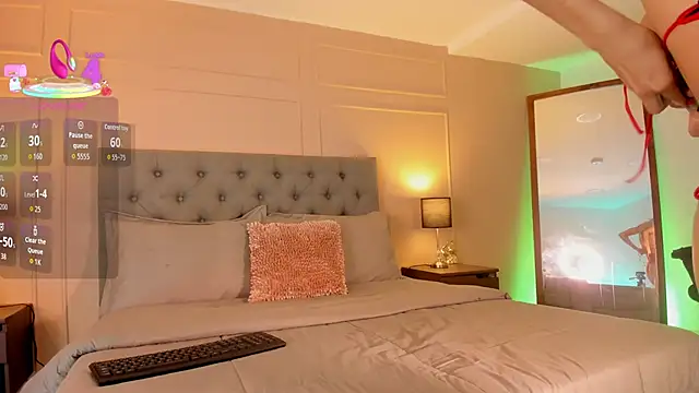 Snapshot of ALICESANDOVAL chatting on October 8, 2025, 11:12 am ALICESANDOVAL online show from October 8, 2025, 11:12 am