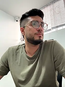 Snapshot of bryXonStorm chatting on September 8, 2025, 9:36 pm bryXonStorm online show from September 8, 2025, 9:36 pm