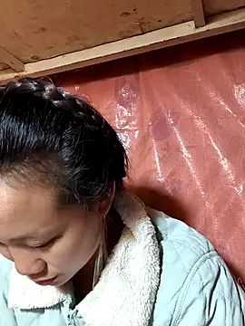 liu-liusexy online show from November 3, 2025, 11:36 am