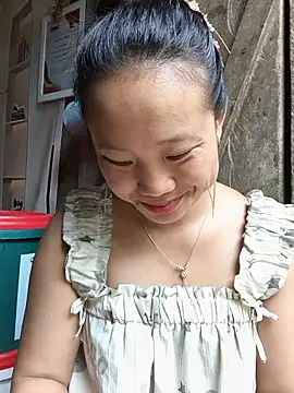 liu-liusexy online show from May 22, 2026, 2:09 am