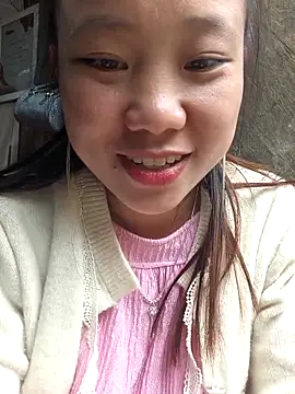 liu-liusexy online show from May 8, 2026, 2:37 am