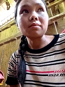 omiu-baby online show from September 28, 2025, 7:04 am
