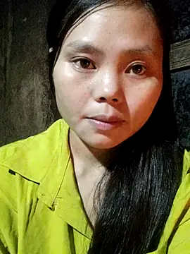 omiu-baby online show from October 18, 2025, 1:13 pm