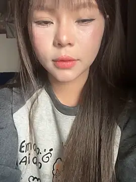 SarahBeii online show from December 22, 2025, 3:06 am