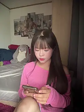 SarahBeii online show from October 9, 2025, 4:02 am