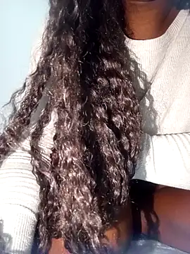 Snapshot of Amira960 chatting on November 9, 2025, 5:50 pm Amira960 online show from November 9, 2025, 5:50 pm