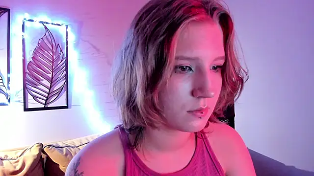 Hailey Foxy online show from November 30, 2025, 9:32 am