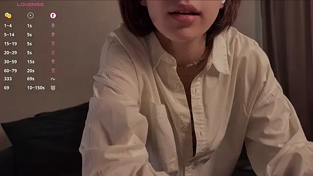 Snapshot of shy-gaze chatting on July 16, 2026, 12:35 pm shy-gaze online show from July 16, 2026, 12:35 pm