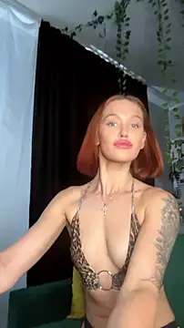 Snapshot of LittleFox___ chatting on July 20, 2026, 6:54 am LittleFox online show from July 20, 2026, 6:54 am