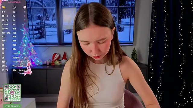 ElfredaTupy online show from January 17, 2026, 7:28 pm