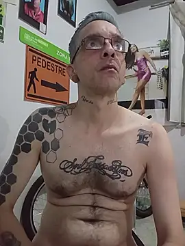 dinho carioca online show from January 18, 2026, 4:16 am