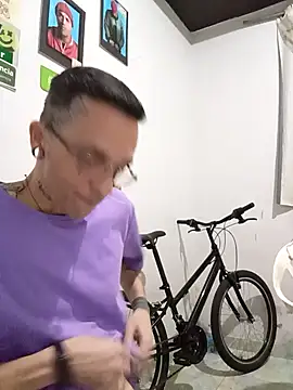 dinho carioca online show from October 15, 2025, 3:42 pm