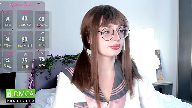 Snapshot of KyotoGlow chatting on October 2, 2025, 8:29 am KyotoGlow online show from October 2, 2025, 8:29 am