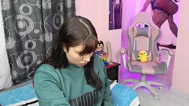 Zulema R1 online show from February 24, 2026, 3:18 am