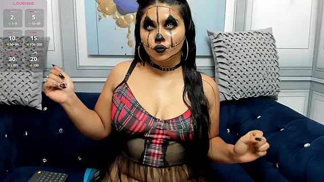 Scarleth horny online show from October 9, 2025, 10:10 pm