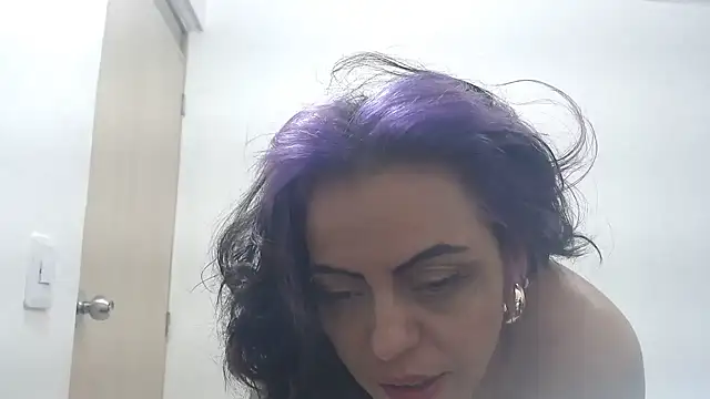 monica loveet online show from September 14, 2025, 3:40 am