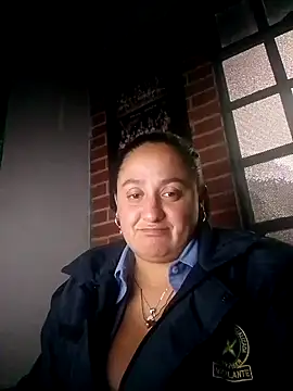 Snapshot of Celeste-sm chatting on September 24, 2025, 3:24 am Celeste-sm online show from September 24, 2025, 3:24 am