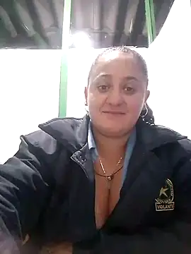 Snapshot of Celeste-sm chatting on September 15, 2025, 1:28 am Celeste-sm online show from September 15, 2025, 1:28 am