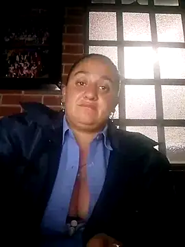 Snapshot of Celeste-sm chatting on September 18, 2025, 4:04 am Celeste-sm online show from September 18, 2025, 4:04 am
