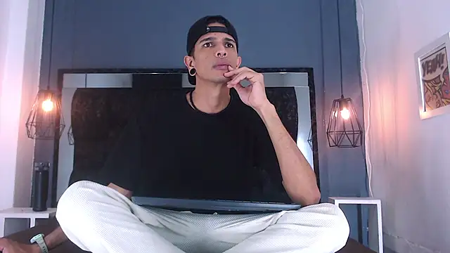 Franvill Trato online show from October 8, 2025, 7:14 pm