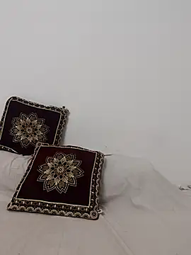 Miss Riya20 online show from October 17, 2025, 5:33 am