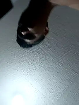 hechizo777 online show from November 29, 2025, 1:11 pm