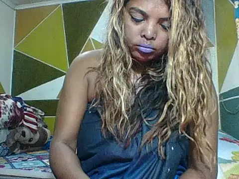 Snapshot of SEXY_METISE chatting on February 6, 2025, 7:18 pm SEXY METISE online show from February 6, 2025, 7:18 pm