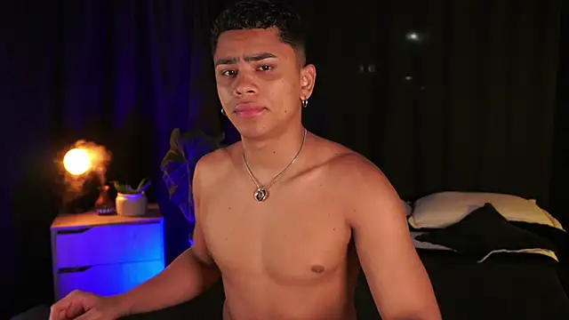 EROS AND ALAN online show from November 2, 2025, 1:21 am