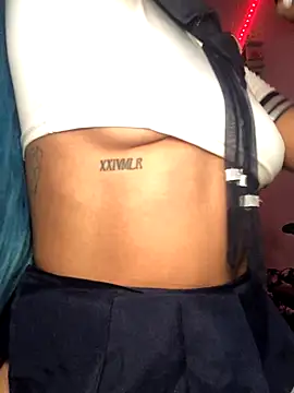 Samara SaenzV online show from November 17, 2025, 5:44 am