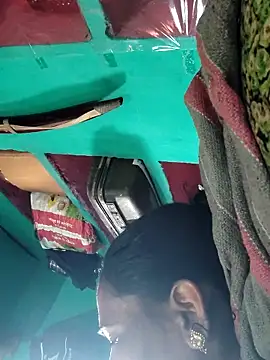 Pooja750 online show from February 26, 2026, 6:46 am