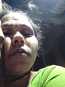 Pooja750 online show from April 13, 2026, 8:57 pm