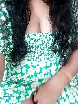 Snapshot of WarmCliff49 chatting on October 14, 2025, 6:52 pm WarmCliff49 online show from October 14, 2025, 6:52 pm