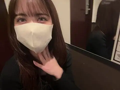 Snapshot of puripote_pupus2 chatting on February 13, 2026, 11:32 am puripote pupus2 online show from February 13, 2026, 11:32 am