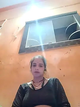 Snapshot of Miss_143 chatting on September 23, 2025, 7:04 am Miss 143 online show from September 23, 2025, 7:04 am