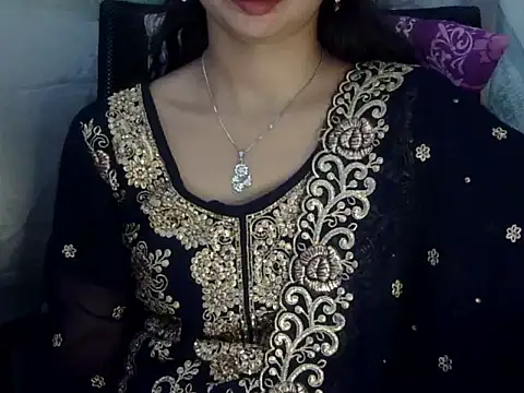 Snapshot of Rahat_S chatting on June 19, 2026, 8:31 am Rahat S online show from June 19, 2026, 8:31 am