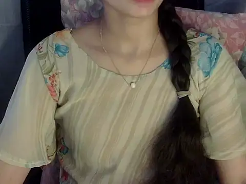 Snapshot of Rahat_S chatting on June 17, 2026, 6:35 am Rahat S online show from June 17, 2026, 6:35 am