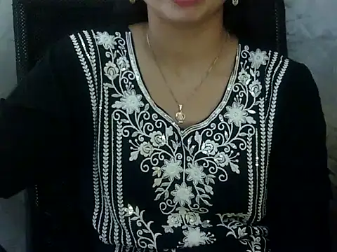 Snapshot of Rahat_S chatting on June 18, 2026, 7:07 am Rahat S online show from June 18, 2026, 7:07 am