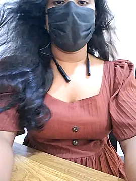 Snapshot of BeautyGirl_sara chatting on September 21, 2025, 7:35 am BeautyGirl sara online show from September 21, 2025, 7:35 am