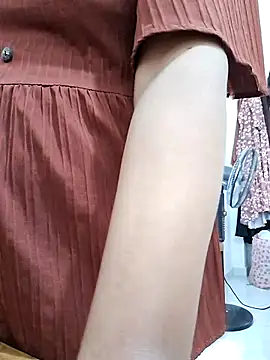 Snapshot of BeautyGirl_sara chatting on November 9, 2025, 6:39 am BeautyGirl sara online show from November 9, 2025, 6:39 am