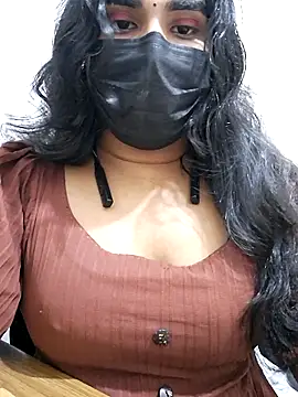 Snapshot of BeautyGirl_sara chatting on September 10, 2025, 11:42 am BeautyGirl sara online show from September 10, 2025, 11:42 am