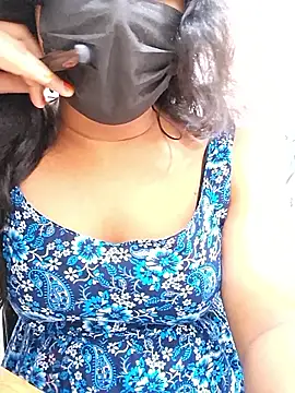 Snapshot of BeautyGirl_sara chatting on October 14, 2025, 7:31 am BeautyGirl sara online show from October 14, 2025, 7:31 am