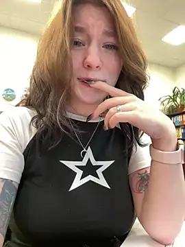 Mimiumuy online show from October 21, 2025, 2:38 pm