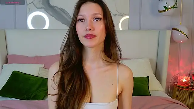 MaryNixon  online show from May 10, 2026, 5:11 am