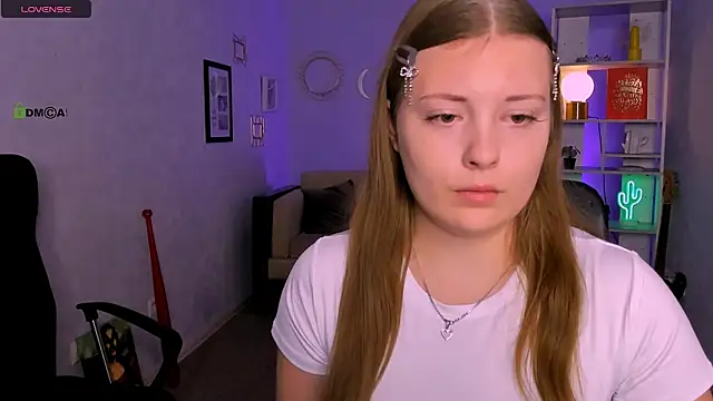 Snapshot of keylas_moan chatting on November 17, 2025, 1:26 pm keylas moan online show from November 17, 2025, 1:26 pm