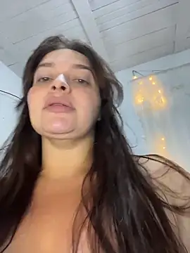 sarahreyess 11 online show from October 18, 2025, 3:52 am