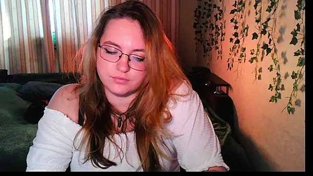 ZayaRush online show from October 13, 2025, 9:22 am